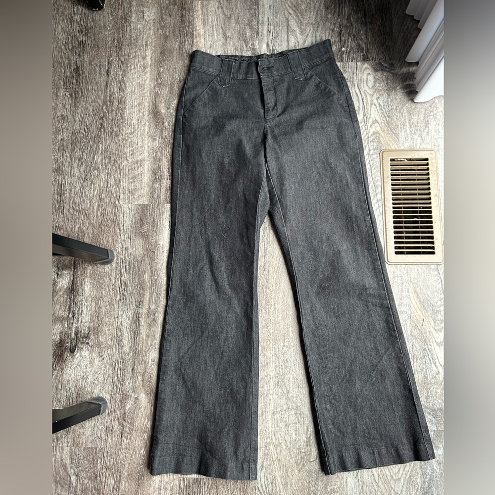 Ladies Black Lee  No Gap Waistband slacks Size 6 medium